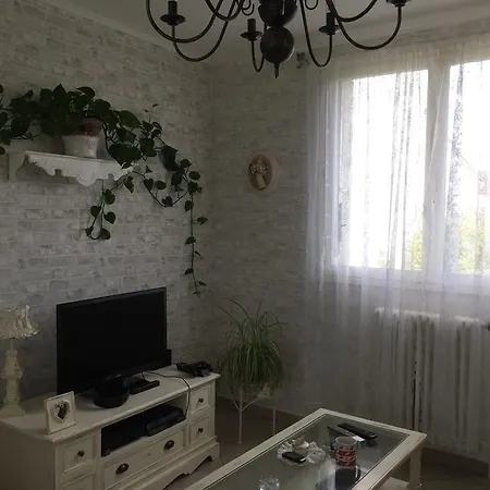 B&B D'hote Table D'hote 르망